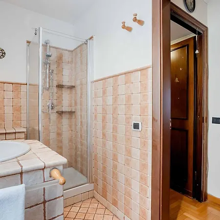 Ussani Con Terrazza Appartement *