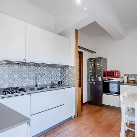 Appartement Ussani Con Terrazza